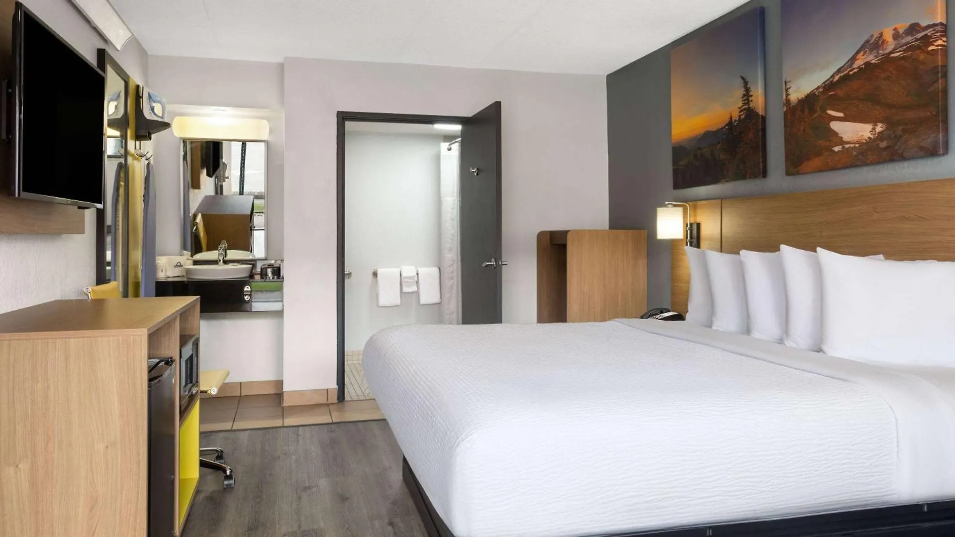 Days Inn By Wyndham Columbus Worthington Hotel