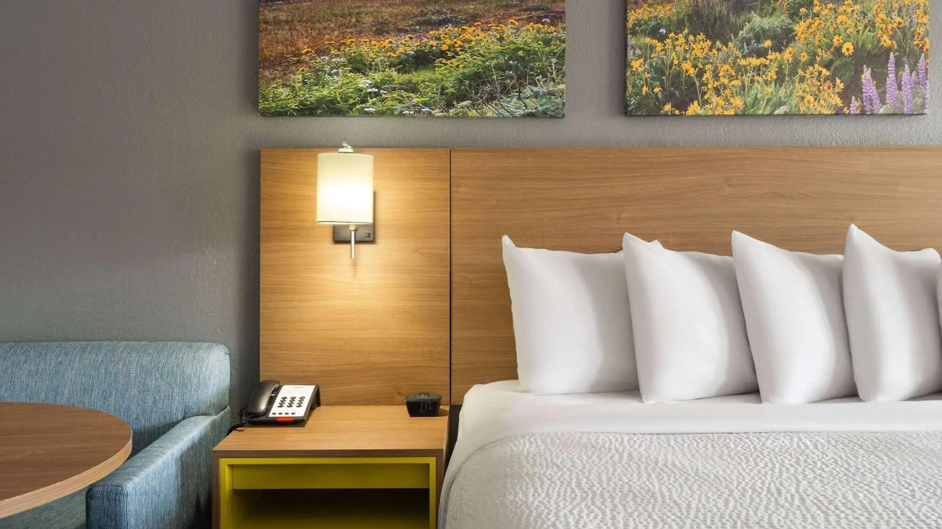 Days Inn By Wyndham Columbus Worthington